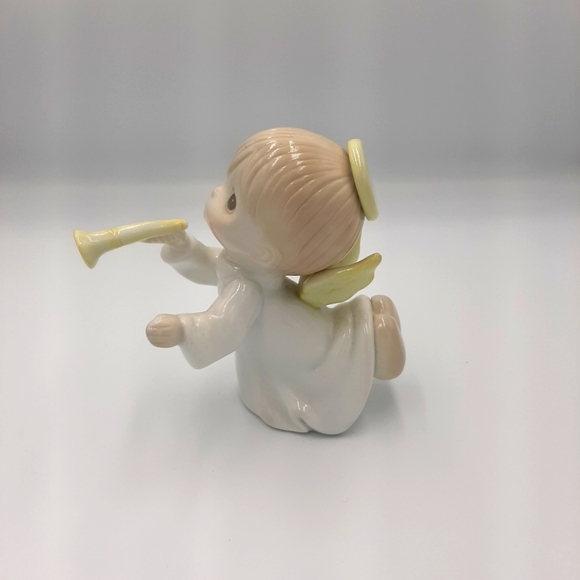 Tree Topper Precious Moments Angel - Picture 3 of 10